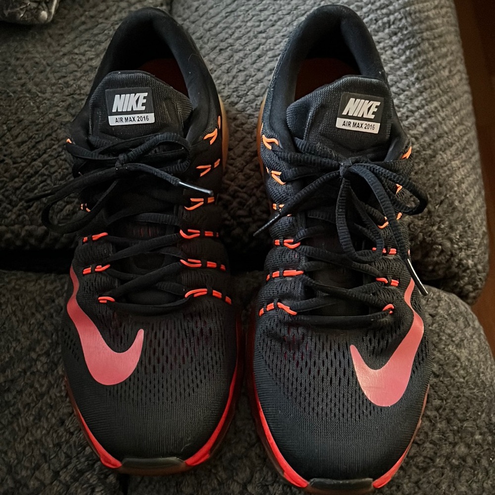 Nike Air Max 2016 men’s sneakers